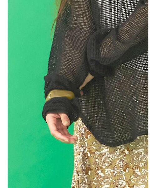 Ungrid（アングリッド）の「カラーニュアンスバングル（バングル/リストバンド・レディース・ブラウン/アイボリー/グリーン系その他・FREE）」の3枚目の写真