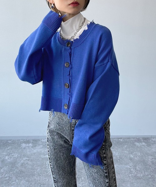 PAGEBOY（ページボーイ）の「WEB限定アイテム / ダメージショートカーディガン（カーディガン/ボレロ・レディース・グリーン/ピンク/ホワイト×ブラック/ブラック/ブルー・FREE）」の4枚目の写真