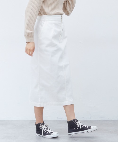 Honeys（ハニーズ）の「前釦ナロースカート（スカート・レディース・アイボリー/スミクロ/ラベンダー/インディゴブルー/ブルー/ライトカーキ/ベージュ/ブラウン/ブラック・S/M/L）」の11枚目の写真