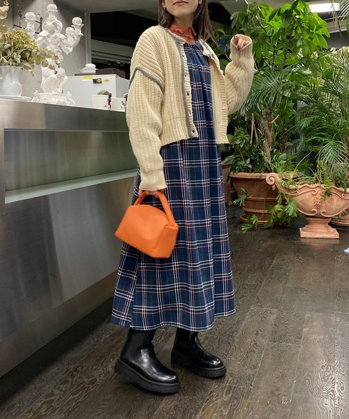 AS KNOW AS PINKY(アズノゥアズピンキー)の「タックたっぷりチェックワンピース(ワンピース・レディース・ブラック系/グリーン/ネイビー/パープル・FREE)」の22枚目の写真