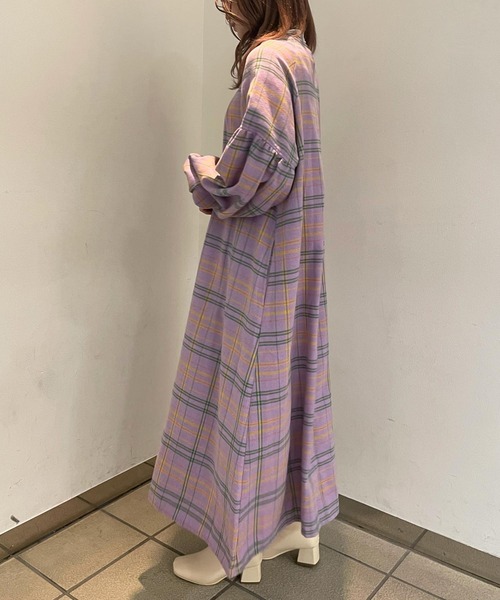 AS KNOW AS PINKY(アズノゥアズピンキー)の「タックたっぷりチェックワンピース(ワンピース・レディース・ブラック系/グリーン/ネイビー/パープル・FREE)」の5枚目の写真