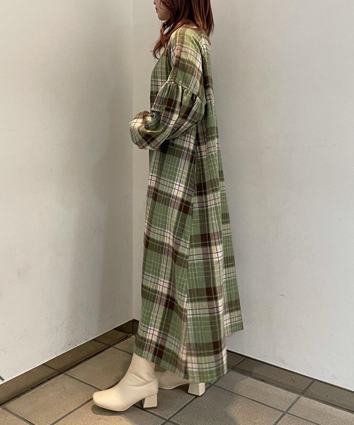 AS KNOW AS PINKY(アズノゥアズピンキー)の「タックたっぷりチェックワンピース(ワンピース・レディース・ブラック系/グリーン/ネイビー/パープル・FREE)」の10枚目の写真