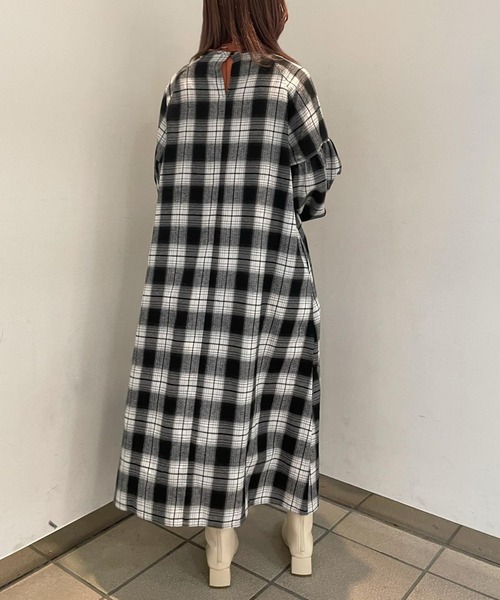 AS KNOW AS PINKY(アズノゥアズピンキー)の「タックたっぷりチェックワンピース(ワンピース・レディース・ブラック系/グリーン/ネイビー/パープル・FREE)」の16枚目の写真