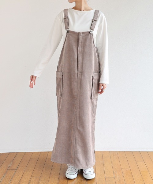 andme(アンドミー)の「コーデュロイジャンパースカート(ジャンパースカート・レディース・ブラック/ブラウン/ブルー/アイボリー/グレイッシュベージュ・M/L)」の7枚目の写真