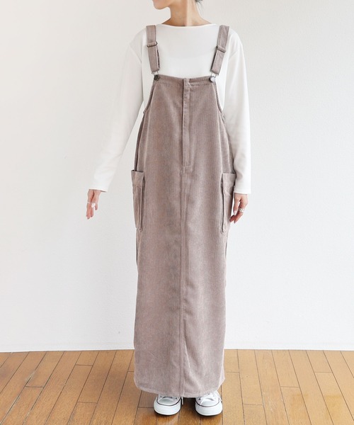 andme(アンドミー)の「コーデュロイジャンパースカート(ジャンパースカート・レディース・ブラック/ブラウン/ブルー/アイボリー/グレイッシュベージュ・M/L)」の10枚目の写真