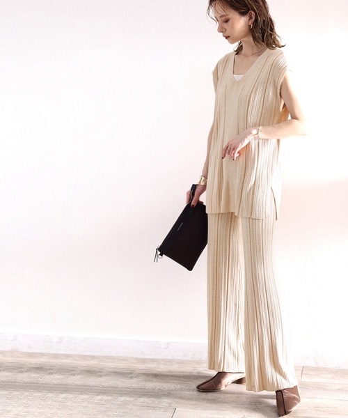 ms+ ideal(エムズプラスアイディール)の「《ms+ ideal》大人魅え。2wayランダムリブニットベスト(ベスト・レディース・ブラック/ブラウン/アイボリー・SMALL/MEDIUM/LARGE/X-LARGE)」の5枚目の写真