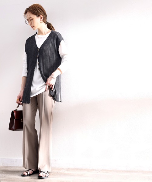 ms+ ideal(エムズプラスアイディール)の「《ms+ ideal》大人魅え。2wayランダムリブニットベスト(ベスト・レディース・ブラック/ブラウン/アイボリー・SMALL/MEDIUM/LARGE/X-LARGE)」の17枚目の写真