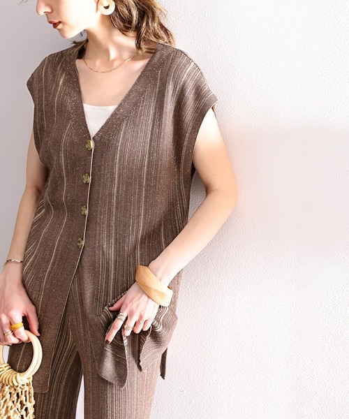 ms+ ideal(エムズプラスアイディール)の「《ms+ ideal》大人魅え。2wayランダムリブニットベスト(ベスト・レディース・ブラック/ブラウン/アイボリー・SMALL/MEDIUM/LARGE/X-LARGE)」の10枚目の写真