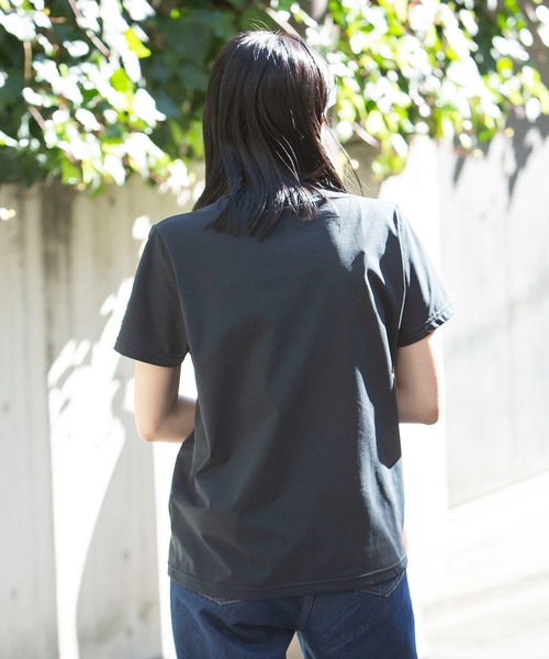 le coq sportif（ルコックスポルティフ）の「ヘランカショートスリーブシャツ ストレッチ レディース ウェア シャツ ポロシャツ トレーニング トレーニングウェア スポーツウェア（Tシャツ/カットソー・レディース・ブラック/オレンジ/グレイッシュブルー/ネイビー/ホワイト・XL/S/M/L）」の19枚目の写真