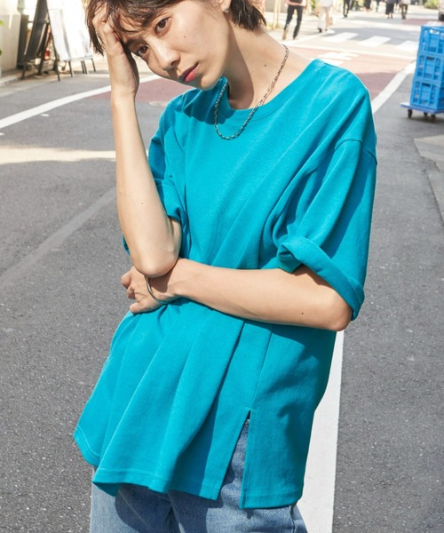 Auntie Rosa Holiday（アンティローザホリデー）の「ヘビーウェイトサイドスリットT（Tシャツ/カットソー・レディース・イエロー/チャコールグレー/ピンク/ブルー/オフホワイト/ターコイズブルー/ブラック・FREE）」の5枚目の写真