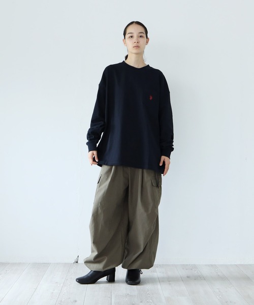 U.S. POLO ASSN.（ユーエスポロアッスン）の「U.S. POLO ASSN. / ユーエスポロアッスン 別注 コラボ オーバーサイズ ロンT（Tシャツ/カットソー・メンズ・ホワイト/ブラック/ダークグリーン/ネイビー/ライトベージュ/ブルー系その他2/ベージュ系その他/ベージュ系その他2/ホワイト系その他2/ブラック系その他/ブラック系その他2/グリーン系その他/グリーン系その他2/ブルー系その他/ホワイト系その他・MEDIUM/LARGE）」の19枚目の写真