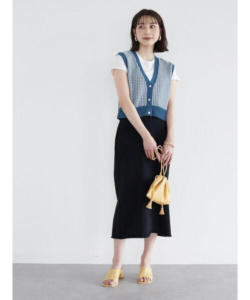 Green Parks(グリーンパークス)の「ショート丈柄ニットベスト(ベスト・レディース・ブルー/ダークグレー・FREE)」の18枚目の写真