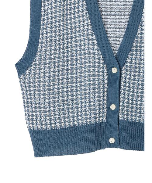 Green Parks(グリーンパークス)の「ショート丈柄ニットベスト(ベスト・レディース・ブルー/ダークグレー・FREE)」の17枚目の写真