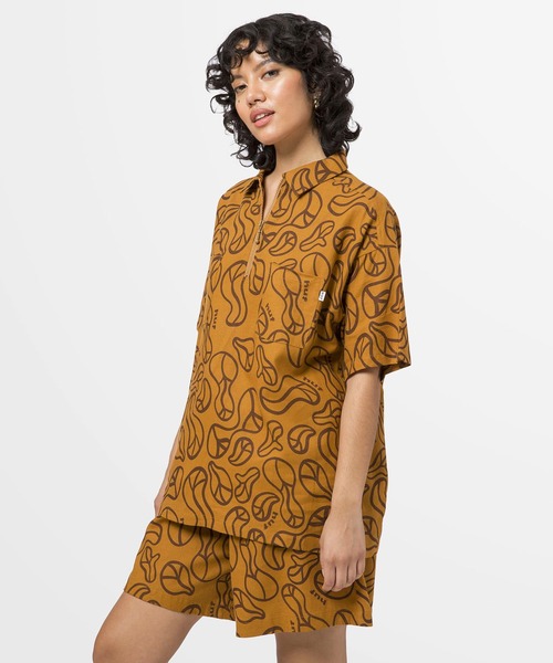 HUF（ハフ）の「GROOVY ZIP WORK SHIRT / HUF ウィメンズ ワークシャツ 