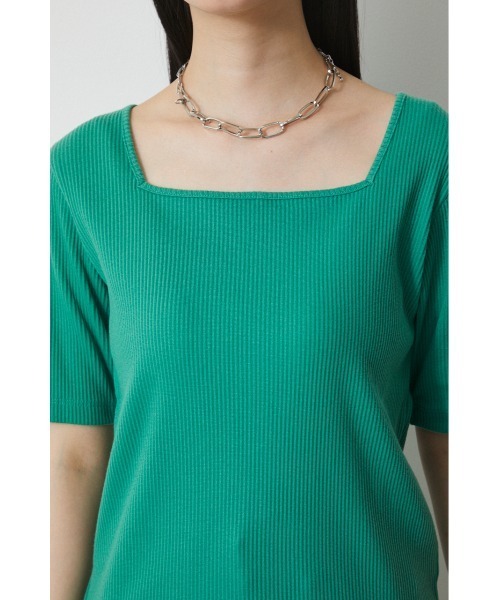 AZUL by moussy(アズールバイマウジー)の「2WAY RIB TOPS/2WAYリブトップス(Tシャツ/カットソー・レディース・オフホワイト/ブラック/グリーン/ベージュ・SMALL/MEDIUM)」の9枚目の写真