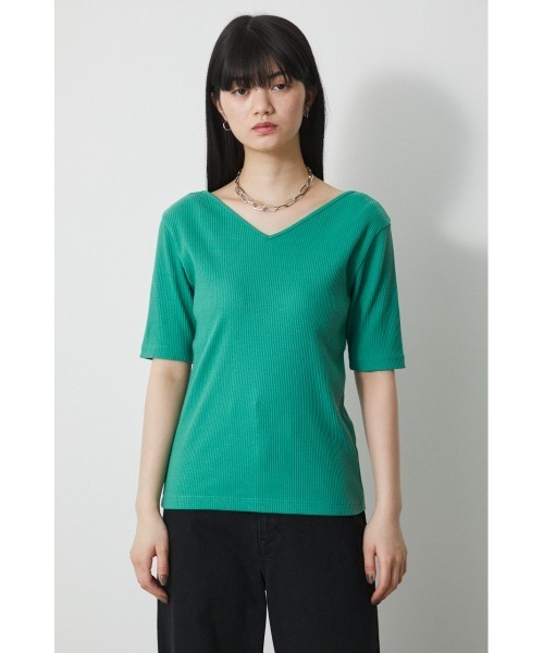 AZUL by moussy(アズールバイマウジー)の「2WAY RIB TOPS/2WAYリブトップス(Tシャツ/カットソー・レディース・オフホワイト/ブラック/グリーン/ベージュ・SMALL/MEDIUM)」の19枚目の写真