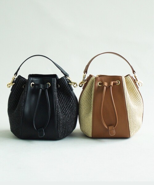 UNTITLED（アンタイトル）の「◆【STORY掲載】ドロストミニバッグ（ショルダーバッグ・レディース・ブラック/キャメル・00）」の3枚目の写真