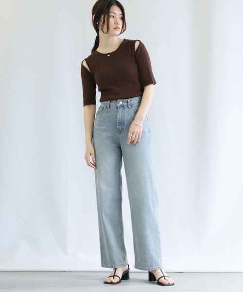 select MOCA(セレクトモカ)の「スリットショルダーリブニットトップス(Tシャツ/カットソー・レディース・ブラック/ダークブラウン/ベージュ・FREE)」の4枚目の写真