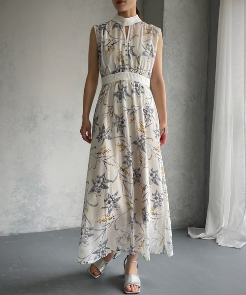 &g'aime(アンジェム)の「【&g’aime】花柄ワンピース(ワンピース・レディース・ホワイト/ブラック・FREE)」の3枚目の写真