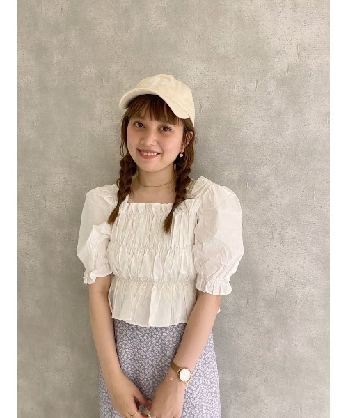 flower(フラワー)の「ビッグイニシャルキャップ(キャップ・レディース・ベージュ/ネイビー/ピンク・FREE)」の6枚目の写真