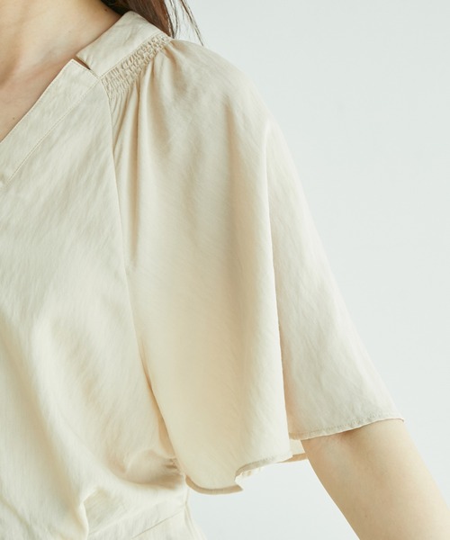 VIS（ビス）の「ワッシャー加工フレアスリーブブラウス（シャツ/ブラウス・レディース・ブラック/ホワイト/ライトグリーン/クリーム・FREE）」の10枚目の写真