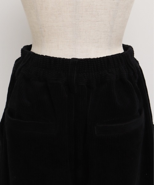 chambre de charme(シャンブルドゥシャーム)の「cdc 8Wコーデュロイ タックパンツ(その他パンツ・レディース・ブラック/キナリ・FREE)」の17枚目の写真