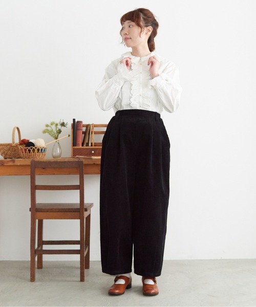chambre de charme(シャンブルドゥシャーム)の「cdc 8Wコーデュロイ タックパンツ(その他パンツ・レディース・ブラック/キナリ・FREE)」の15枚目の写真