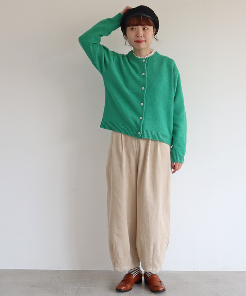 chambre de charme(シャンブルドゥシャーム)の「cdc 8Wコーデュロイ タックパンツ(その他パンツ・レディース・ブラック/キナリ・FREE)」の21枚目の写真