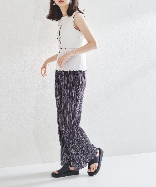 acro(アクロ)の「パネル配色ノースリーブ/AC1444(Tシャツ/カットソー・レディース・ホワイト/ベージュ/アイボリー/ブラック×ホワイト・フリ-)」の17枚目の写真