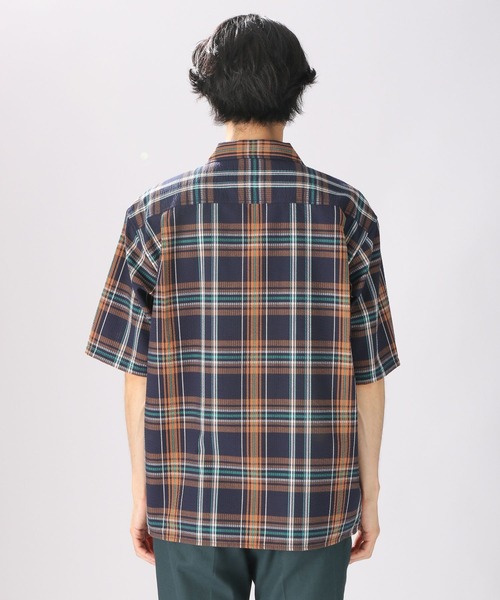 niko and...(ニコアンド)の「シアサッカーチェックシャツ(シャツ/ブラウス・メンズ・ベージュ/ネイビー/オフホワイト・MEDIUM/LARGE)」の16枚目の写真