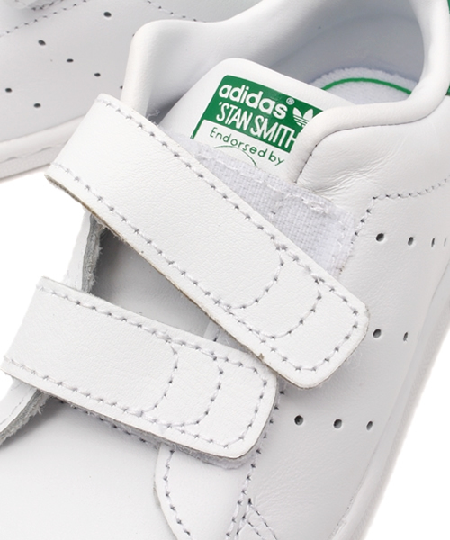 adidas Originals（アディダスオリジナルス）の「ベビー キッズ アディダス スタンスミス ベルクロ adidas Originals STAN SMITH CF I（スニーカー・キッズ・ホワイト・14cm/13cm/11cm/15cm/16cm/12cm）」の5枚目の写真
