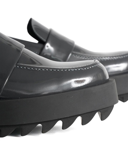 SHAREEF（シャリーフ）の「SHARK SOLE LOAFER（ローファー・メンズ・ブラック/グレー/モカ・1/2/3）」の14枚目の写真
