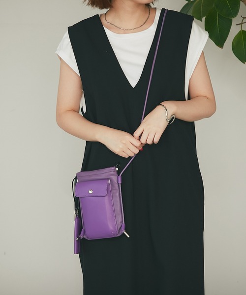 un dix cors（アンディコール）の「cachecache（カシュカシュ）スマホミニショルダー（ショルダーバッグ・レディース・ブラック/パープル/ホワイト・FREE）」の3枚目の写真