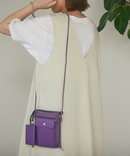 un dix cors（アンディコール）の「cachecache（カシュカシュ）スマホミニショルダー（ショルダーバッグ・レディース・ブラック/パープル/ホワイト・FREE）」の13枚目の写真