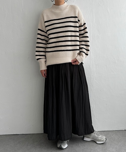 LBC（エルビーシー）の「サテンギャザースカート（スカート・レディース・パープル/ベージュ/チャコールグレー・M）」の2枚目の写真