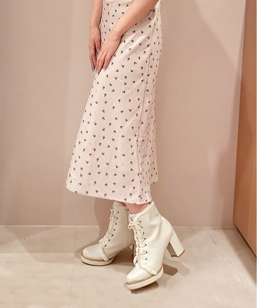 ESPERANZA(エスペランサ)の「定番7ホールレースアップボアショートブーツ(ブーツ・レディース・アイボリー/ブラック系/ブラウン系1・LL/S/M/L)」の8枚目の写真