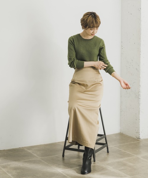 URBAN RESEARCH(アーバンリサーチ)の「『WEB限定』コンパクトリブニット(長袖)(ニット/セーター・レディース・オフホワイト/ライトピンク/ベージュ系その他/グリーン/グレー/ネイビー/ブラック・FREE)」の13枚目の写真