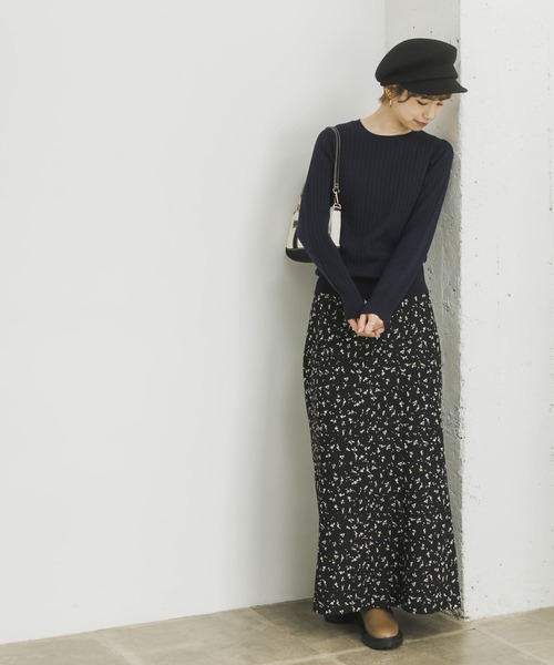 URBAN RESEARCH(アーバンリサーチ)の「『WEB限定』コンパクトリブニット(長袖)(ニット/セーター・レディース・オフホワイト/ライトピンク/ベージュ系その他/グリーン/グレー/ネイビー/ブラック・FREE)」の17枚目の写真