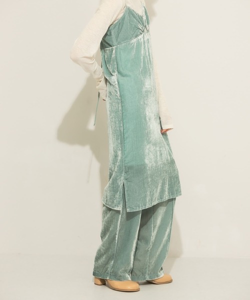 KBF（ケイビーエフ）の「ベロアトラックパンツ（その他パンツ・レディース・ベージュ/ミント・ONE）」の6枚目の写真