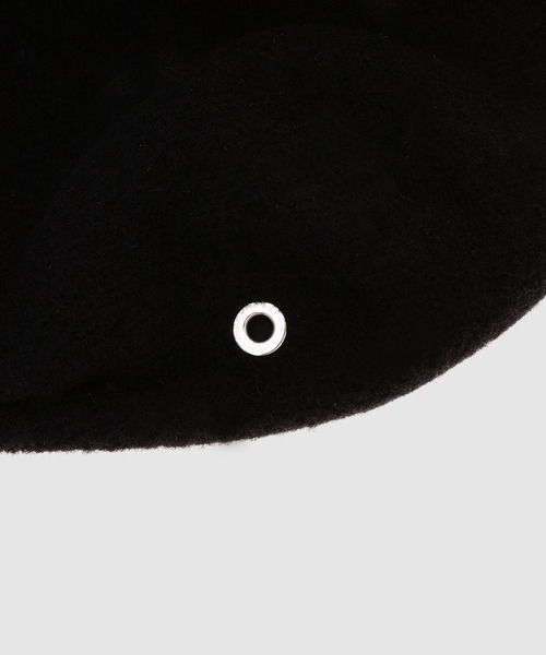 MARINE SERRE（マリーン・セル）の「EMBROIDERED FRENCH BERET（ハンチング/ベレー帽・レディース・ブラック・S/M）」の3枚目の写真
