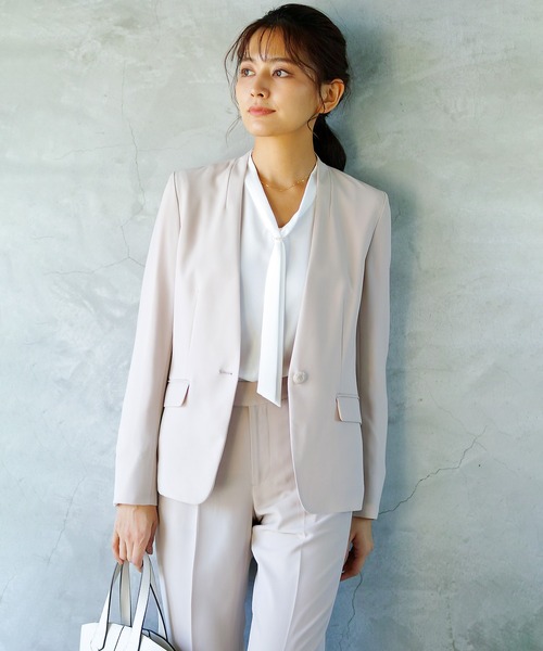 WHITE JOOLA(ホワイトジョーラ)の「【洗濯機で洗える!UVカット!防シワ!ストレッチ!アンチピリング!】マルチツイルウォッシャブル・カラーレスジャケット(総裏地)(ノーカラージャケット・レディース・ベージュ/カーキブラウン/ブラック・11号/9号/7号)」の11枚目の写真