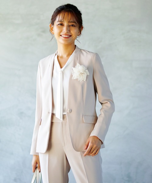 WHITE JOOLA(ホワイトジョーラ)の「【洗濯機で洗える!UVカット!防シワ!ストレッチ!アンチピリング!】マルチツイルウォッシャブル・カラーレスジャケット(総裏地)(ノーカラージャケット・レディース・ベージュ/カーキブラウン/ブラック・11号/9号/7号)」の21枚目の写真