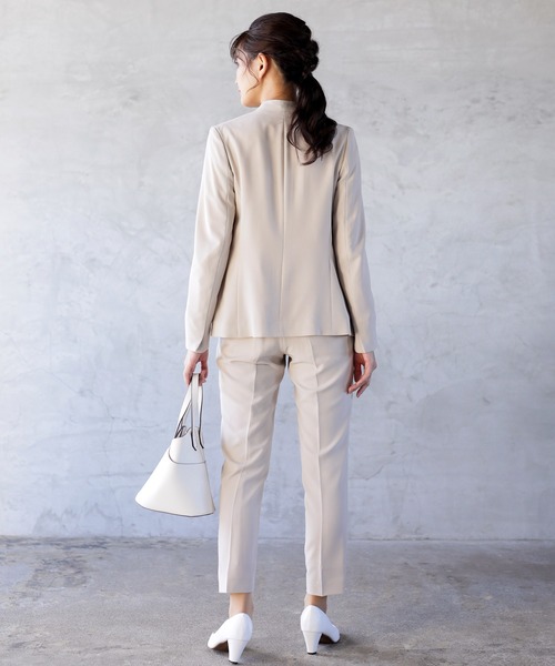 WHITE JOOLA(ホワイトジョーラ)の「【洗濯機で洗える!UVカット!防シワ!ストレッチ!アンチピリング!】マルチツイルウォッシャブル・カラーレスジャケット(総裏地)(ノーカラージャケット・レディース・ベージュ/カーキブラウン/ブラック・11号/9号/7号)」の16枚目の写真