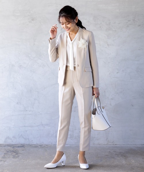 WHITE JOOLA(ホワイトジョーラ)の「【洗濯機で洗える!UVカット!防シワ!ストレッチ!アンチピリング!】マルチツイルウォッシャブル・カラーレスジャケット(総裏地)(ノーカラージャケット・レディース・ベージュ/カーキブラウン/ブラック・11号/9号/7号)」の20枚目の写真