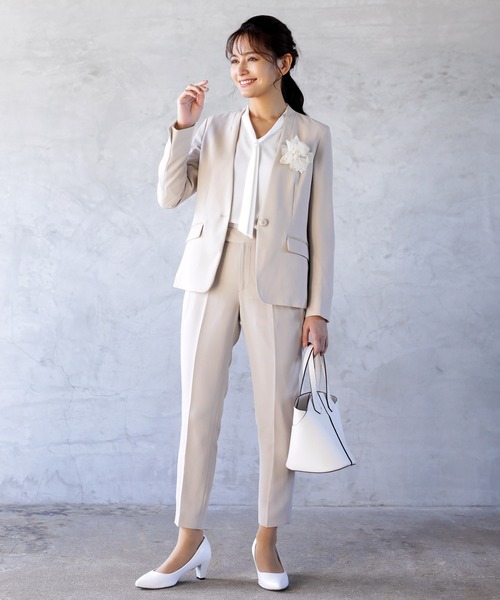 WHITE JOOLA(ホワイトジョーラ)の「【洗濯機で洗える!UVカット!防シワ!ストレッチ!アンチピリング!】マルチツイルウォッシャブル・カラーレスジャケット(総裏地)(ノーカラージャケット・レディース・ベージュ/カーキブラウン/ブラック・11号/9号/7号)」の17枚目の写真