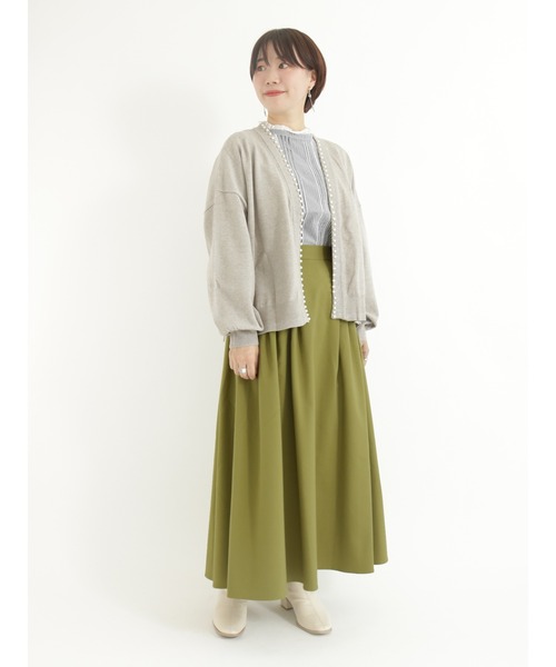 Te chichi TERRASSE(テチチテラス)の「パールボタントッパーカーディガン(カーディガン/ボレロ・レディース・ネイビー/グレー/オフホワイト・フリ-)」の6枚目の写真