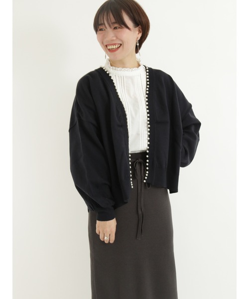 Te chichi TERRASSE(テチチテラス)の「パールボタントッパーカーディガン(カーディガン/ボレロ・レディース・ネイビー/グレー/オフホワイト・フリ-)」の8枚目の写真