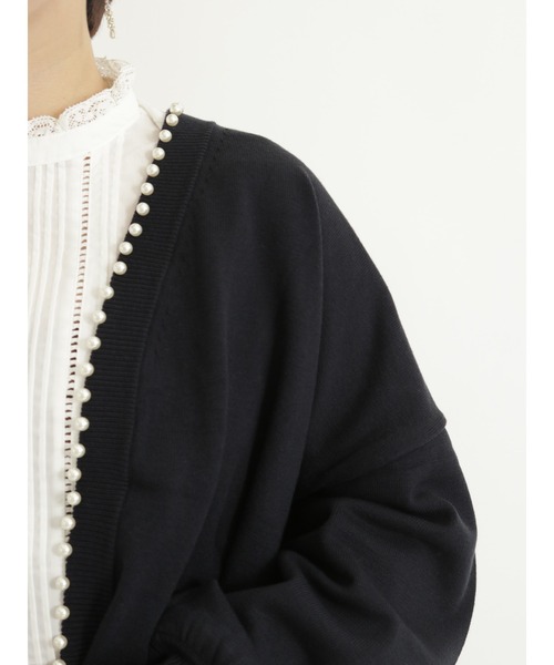 Te chichi TERRASSE(テチチテラス)の「パールボタントッパーカーディガン(カーディガン/ボレロ・レディース・ネイビー/グレー/オフホワイト・フリ-)」の13枚目の写真