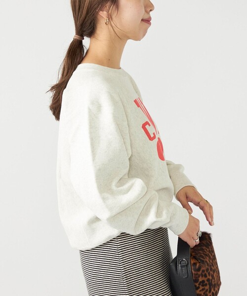 Champion（チャンピオン）の「Champion:〈ウォッシャブル〉リバースウィーブ クルーネック デザイン ロゴ スウェット（スウェット・レディース・ナチュラル/ネイビー/ライトグレー・ONE SIZE）」の16枚目の写真