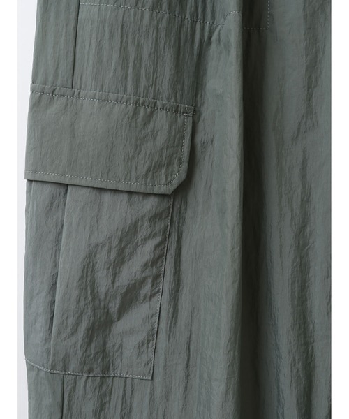 enchainement(アンシェヌマン)の「Nylon Cargo Pants(その他パンツ・レディース・カーキ/キャメル・フリー)」の6枚目の写真